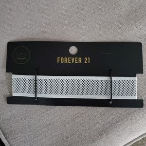 F21 White mesh choker